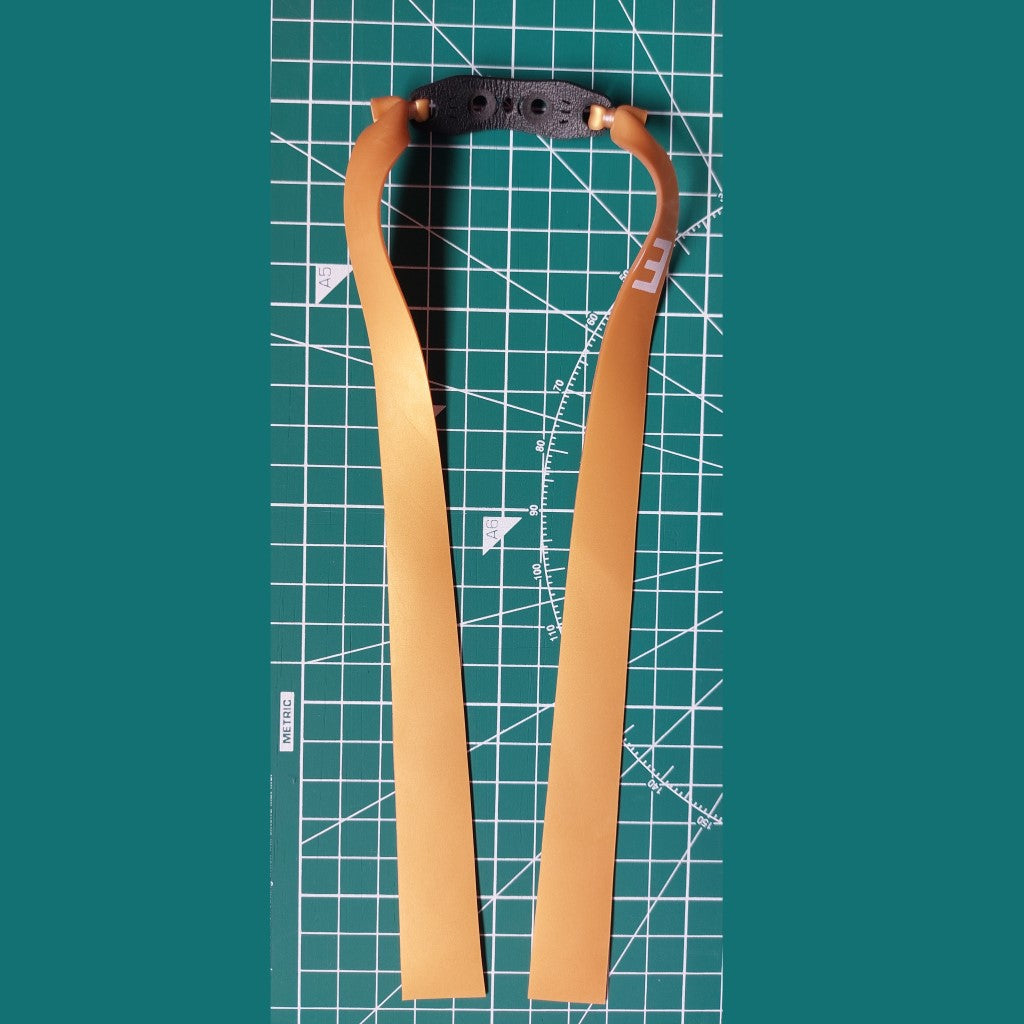 A top-down view of a maintenance kit, where the 1.5 grams flat rubber band is featured as a key lightweight component.